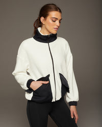 Powder Jacket - Black/Ivory