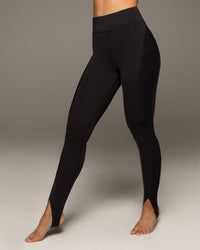 Uproar Era Pocket Legging - Black