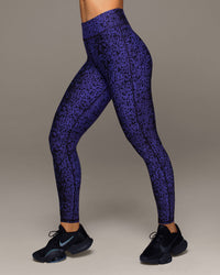 Verve Plantae Print Legging - Indigo